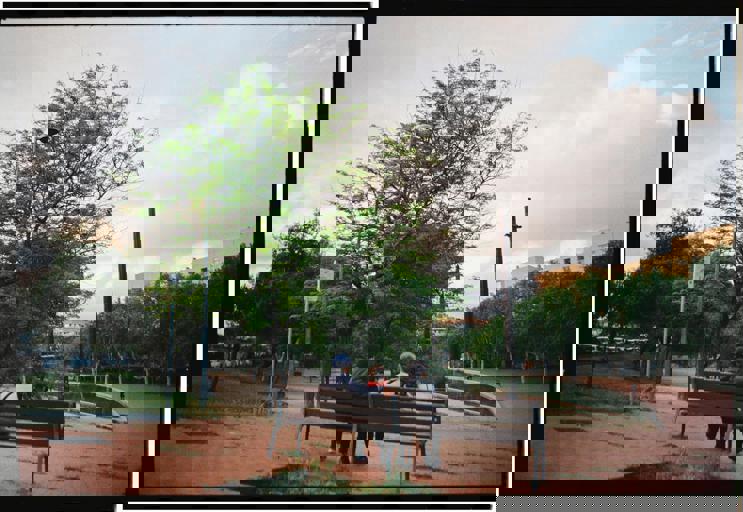 Bairro revitalizado atrai novas famílias com espaços verdes e ciclovias